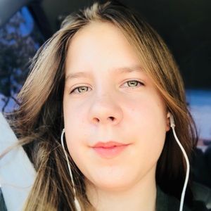 Meet your Posher, Zoee